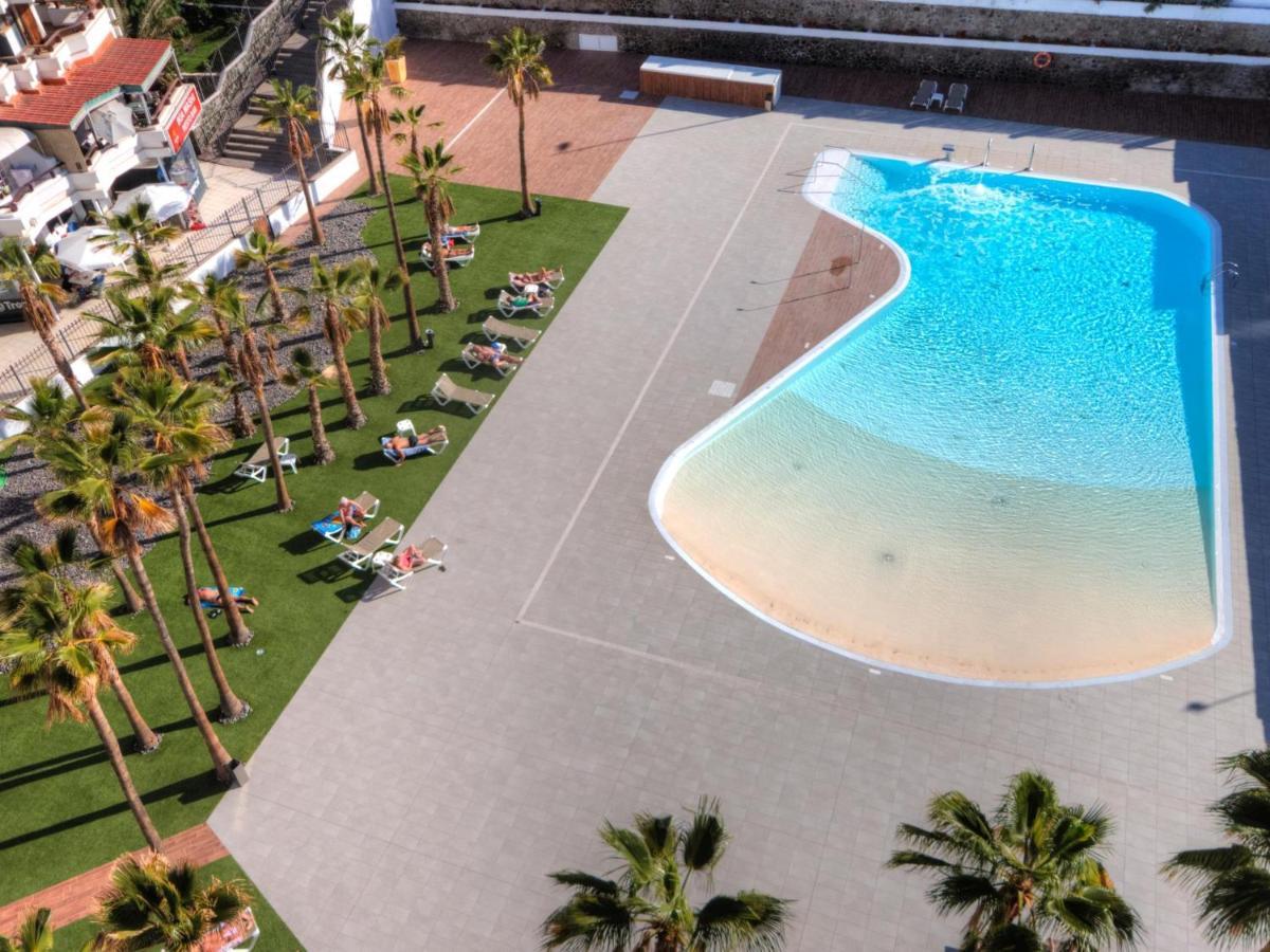 Holiday Vibes In Playa Del Ingles Bagian luar foto